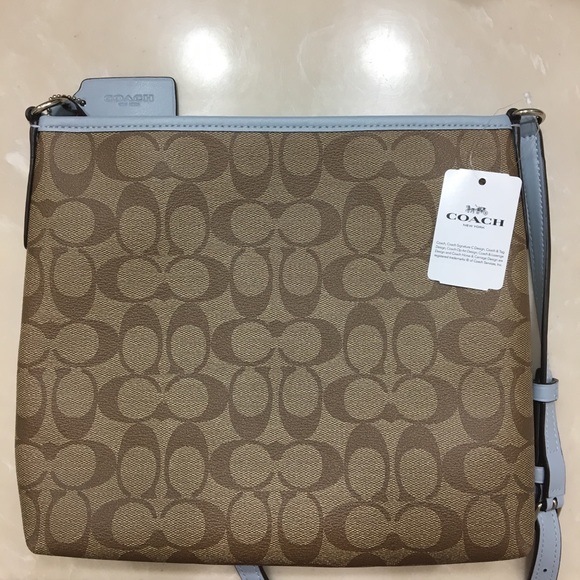 ❌SOLD❌ NWT Coach Signature PVC File Crossbody Bag - Picture 6 of 8